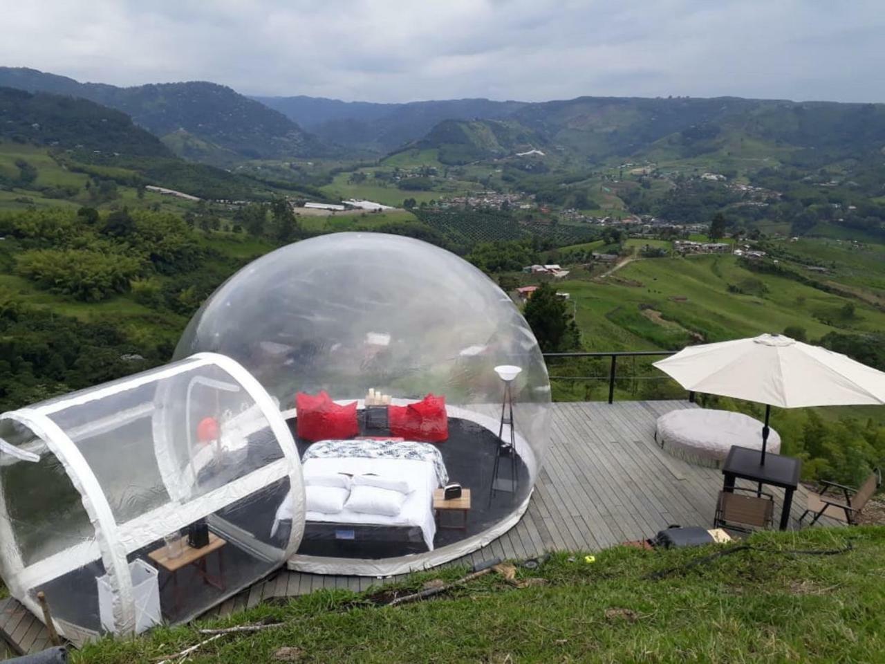 Alua Glamping Hotel Перейра Екстериор снимка
